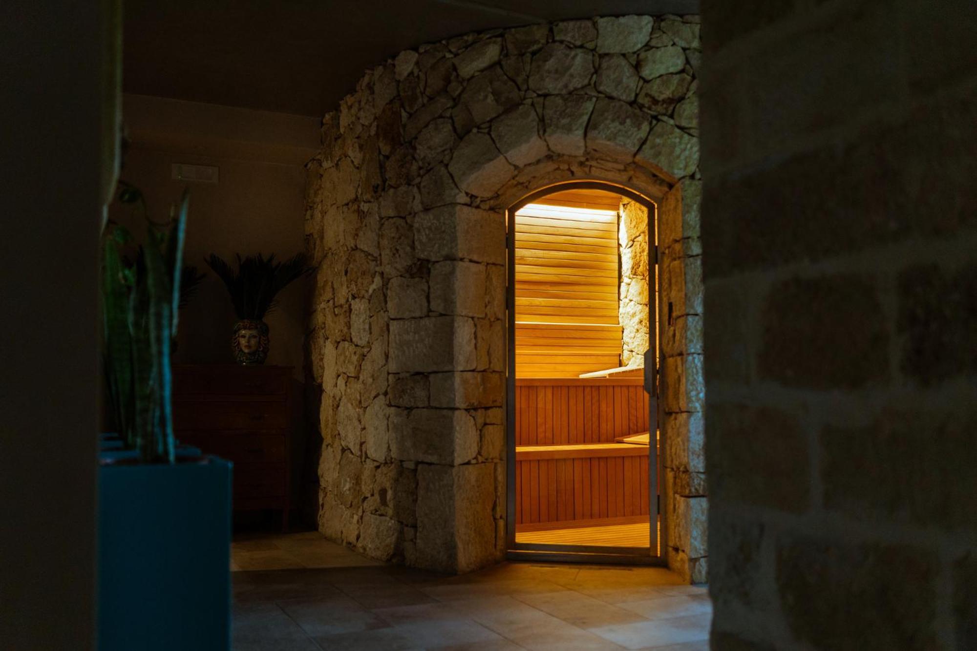 Mulberries Hotel Żabbar Buitenkant foto